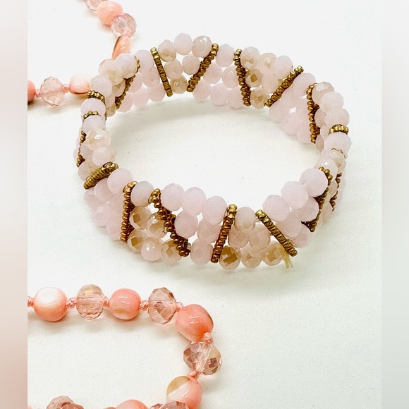 Vintage Crystal Pink Necklace - Picture 4 of 16